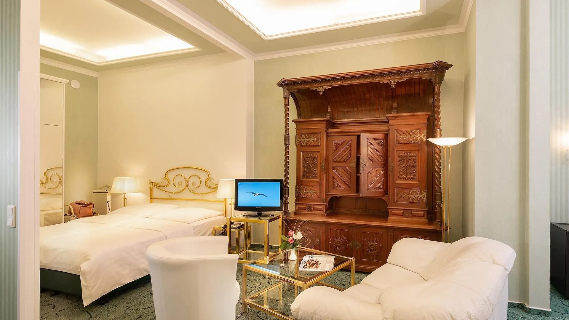 Hotel Palmenhof Франкфурт-на-Майне 4*,  Германия
